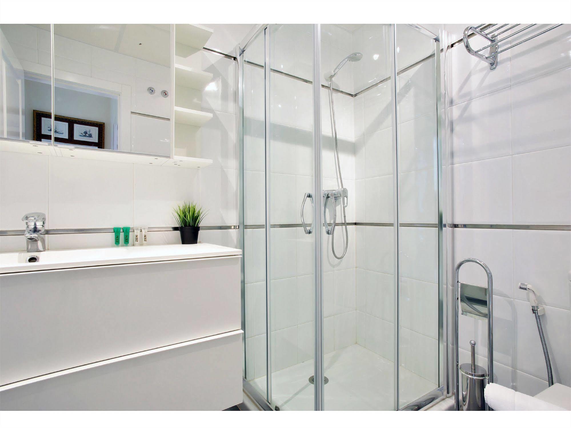 Apartamentos Unisierra Málaga Esterno foto