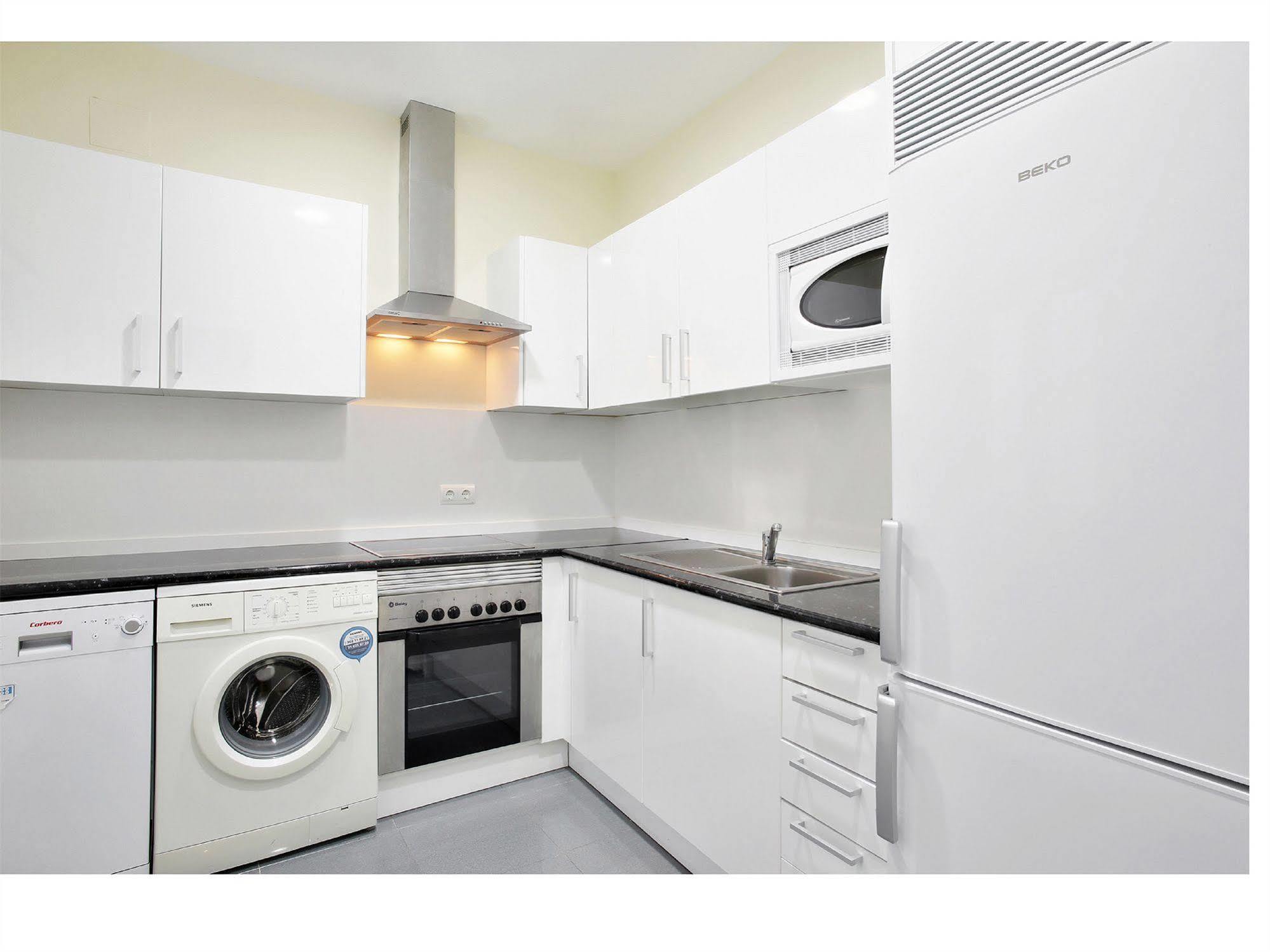 Apartamentos Unisierra Málaga Esterno foto