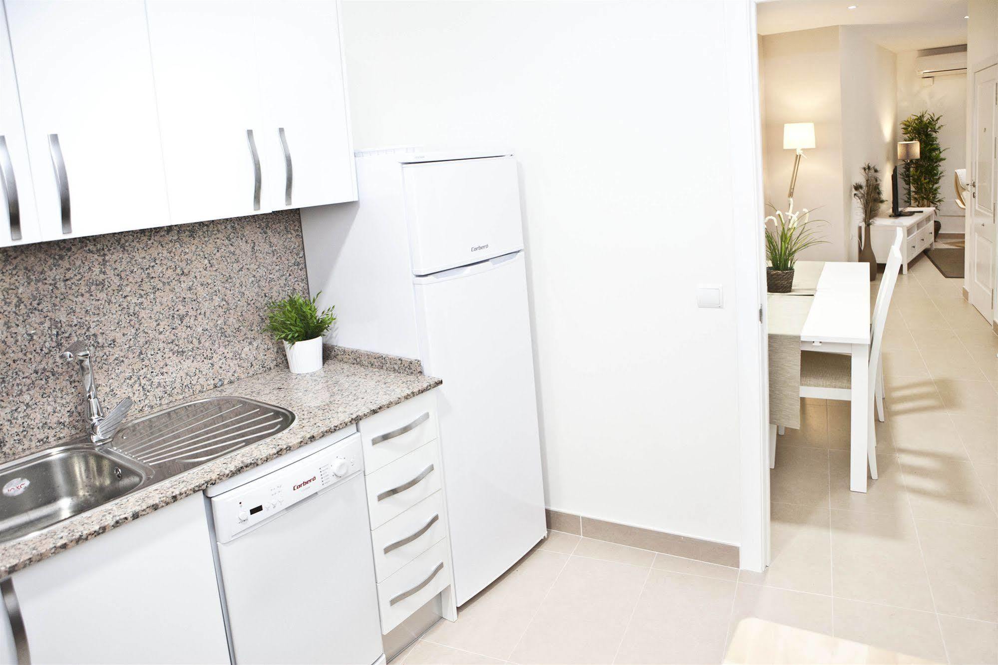 Apartamentos Unisierra Málaga Esterno foto