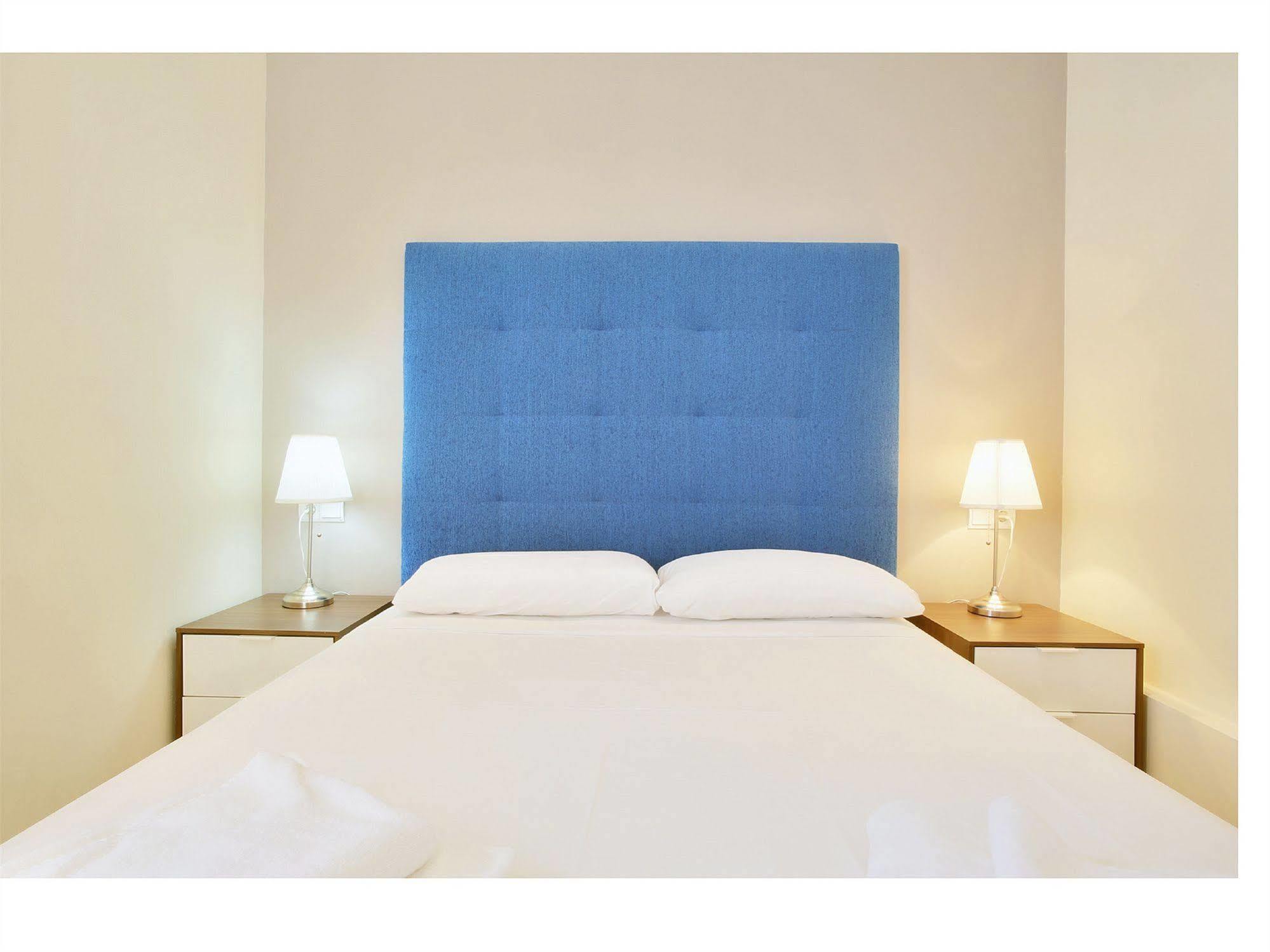 Apartamentos Unisierra Málaga Esterno foto
